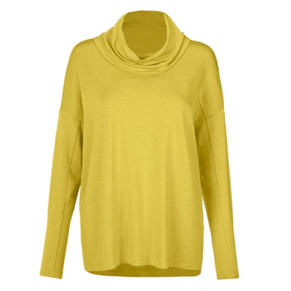 CAbi Tops - cabi Ease Turtleneck, #4193, S, EUC, Bright Moss